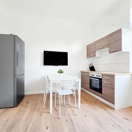 Tolstov - 3 - 30 Min Messe Dus Apartamento Duisburg