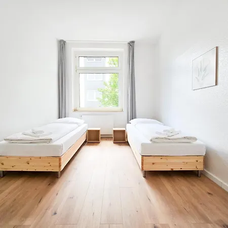 Tolstov - 3 - 30 Min Messe Dus Apartamento *