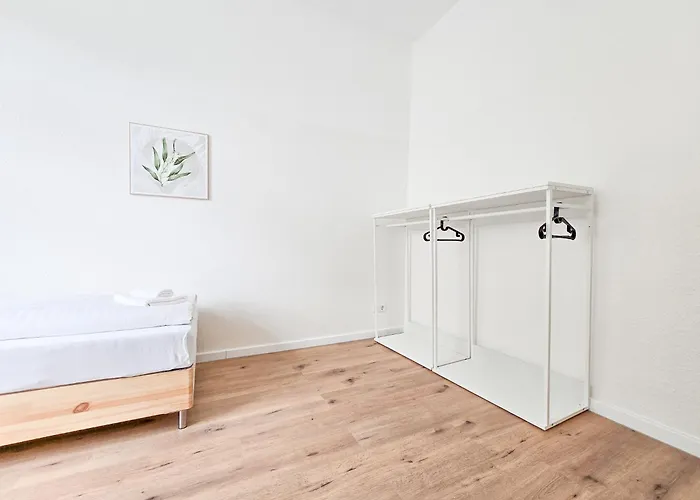 Tolstov - 3 - 30 Min Messe Dus Apartament